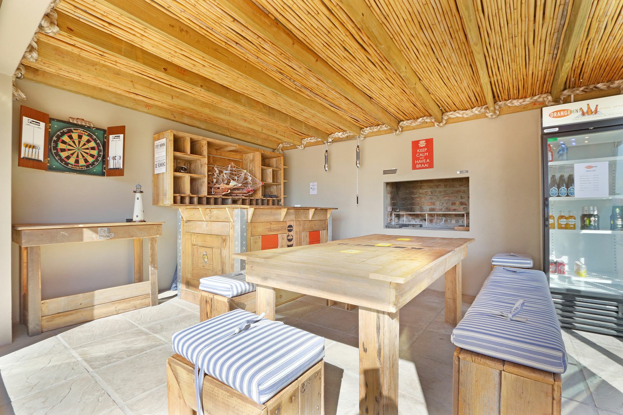 בלוברגסטראנד Orange Inn Melkbosstrand מראה חיצוני תמונה